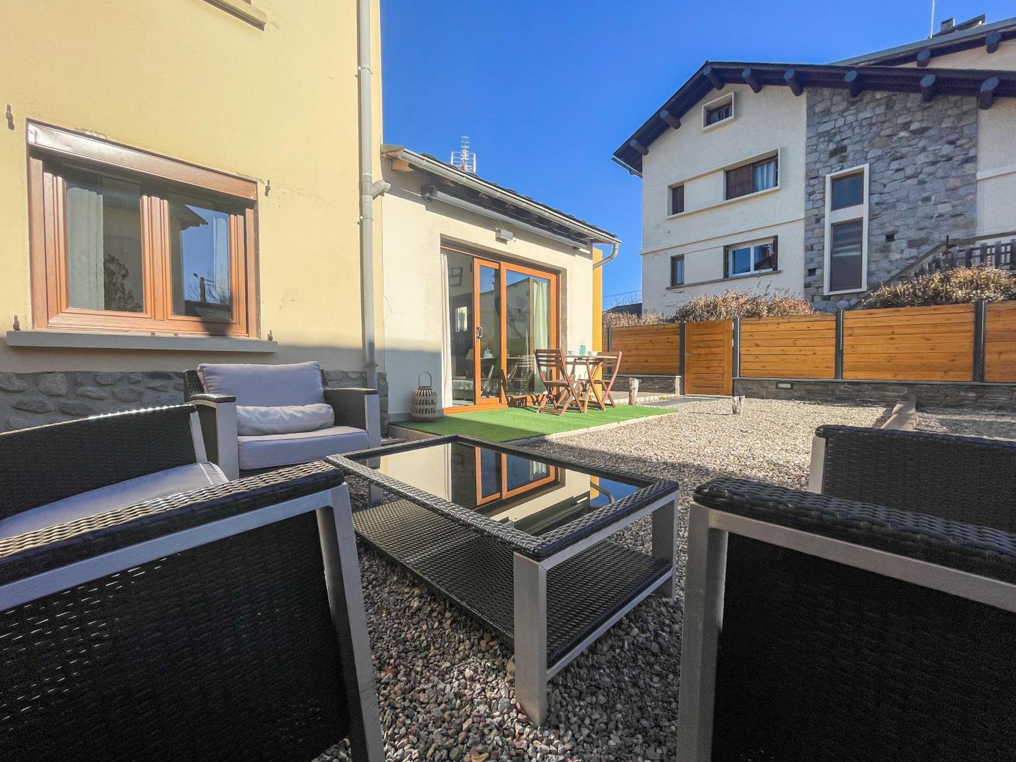 Villa Bonita Casa. Gran Jardin. Con Wifi. Bourg-Madame Exterior foto